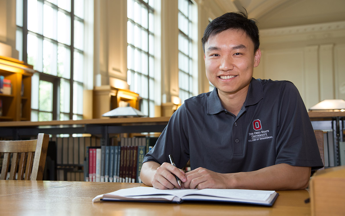 CEMAS graduate student